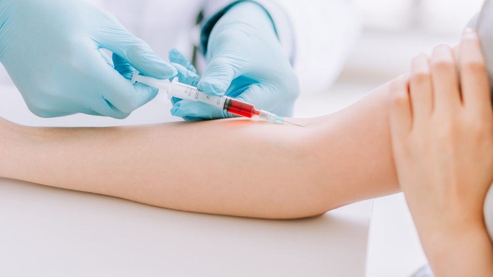 Blutplasma Spenden: Geld, Risiken & worauf du achten solltest