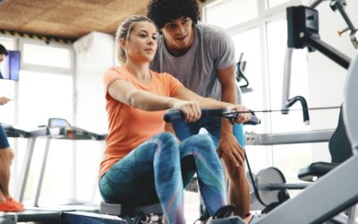 Wie wird man Fitnesstrainer? Infos, Tipps & Verdienst
